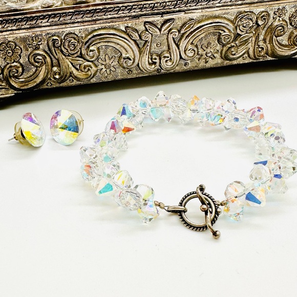 Aurora Borealis Crystal Bracelet & Earrings - Picture 7 of 14